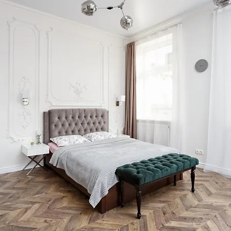 Апартаменти Green Apartment