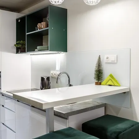 Green Apartment شقة *