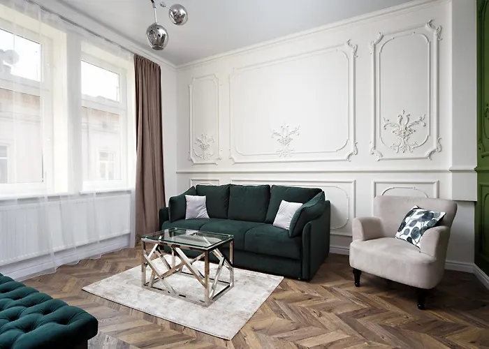 Green Apartment Apartment